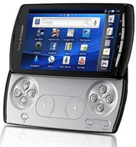 （画像）XPERIA PLAY