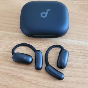 Anker Soundcore AeroFit 2 レビュー｜耳をふさがずに使えるAnker謹製
