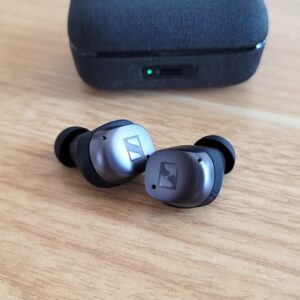 【美品】ゼンハイザー MOMENTUM True Wireless 4 ゼンハイザー MOMENTUM 4 Wireless [BLACK] 価格比較 - 価格.com